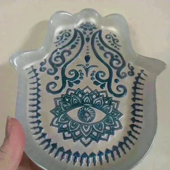 Hamsa hand trinket tray - Picture 2 of 4